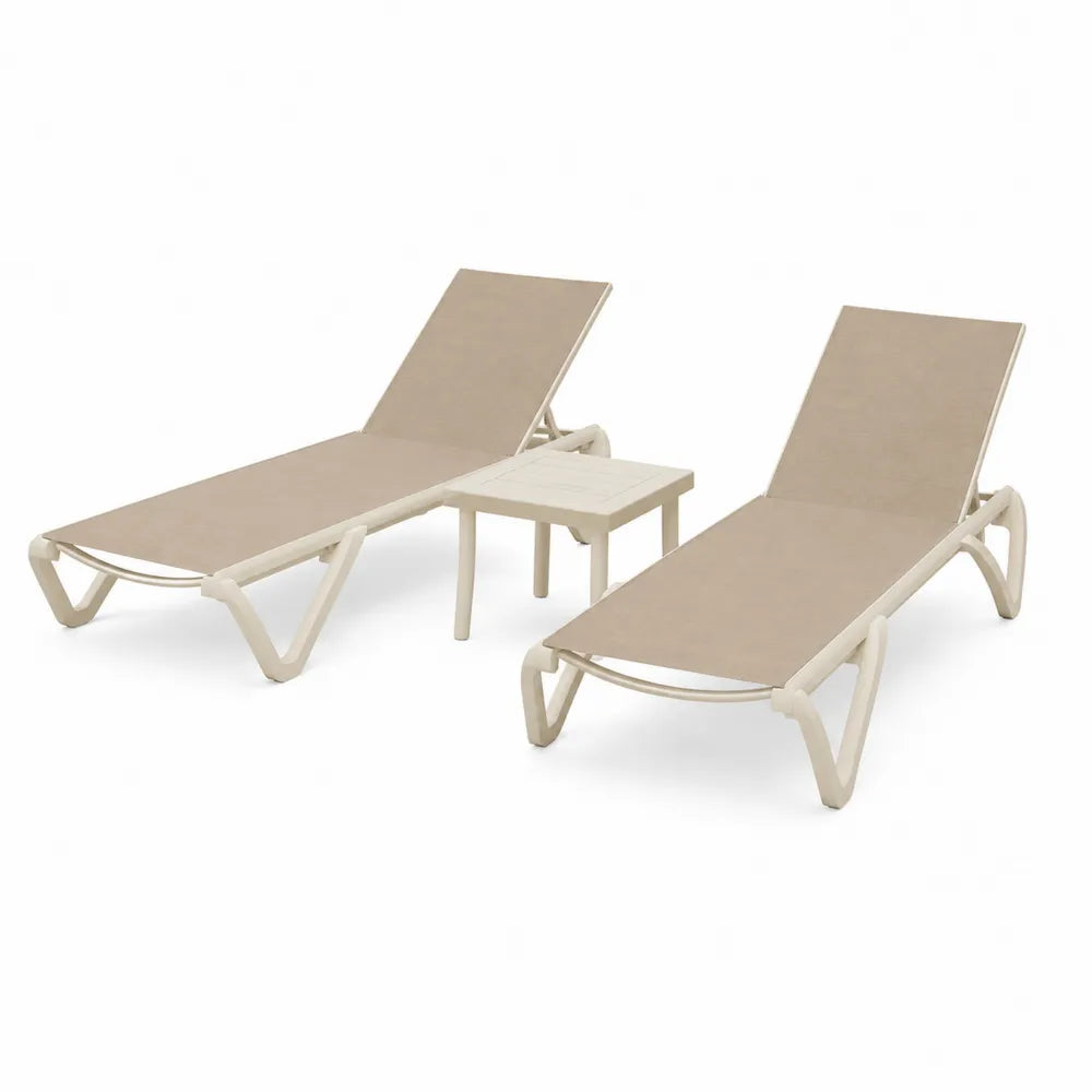 Set 2 lettini da esterno con tavolino in alluminio e textilene colore beige 200 x 65 x 90 cm